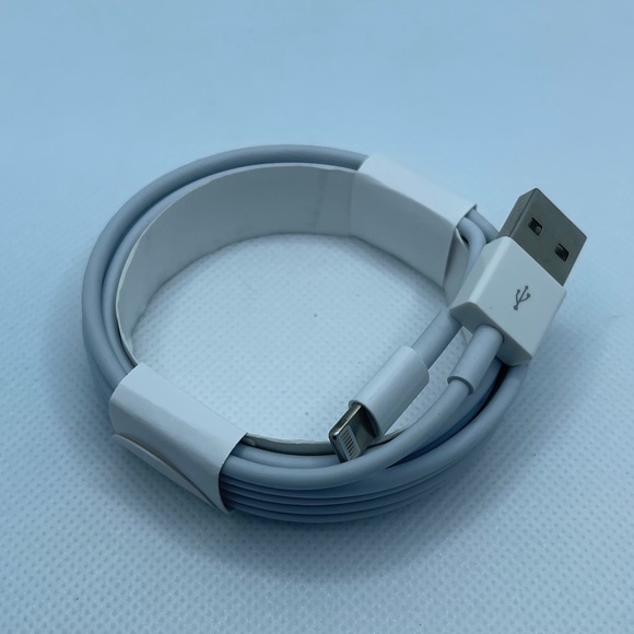 Apple Lightning to USB Cable (2m) - Brand New - Picture 3 of 3